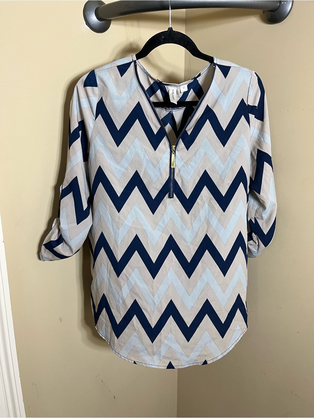 Tacera Navy and Light Blue Chevron Zip-Front Tunic